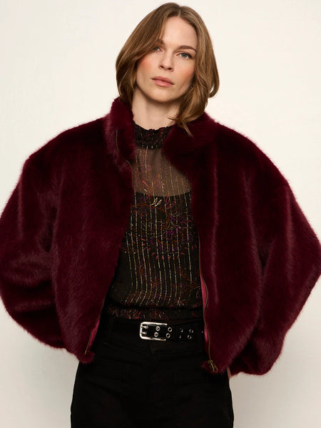 The Everest Fur Bomber