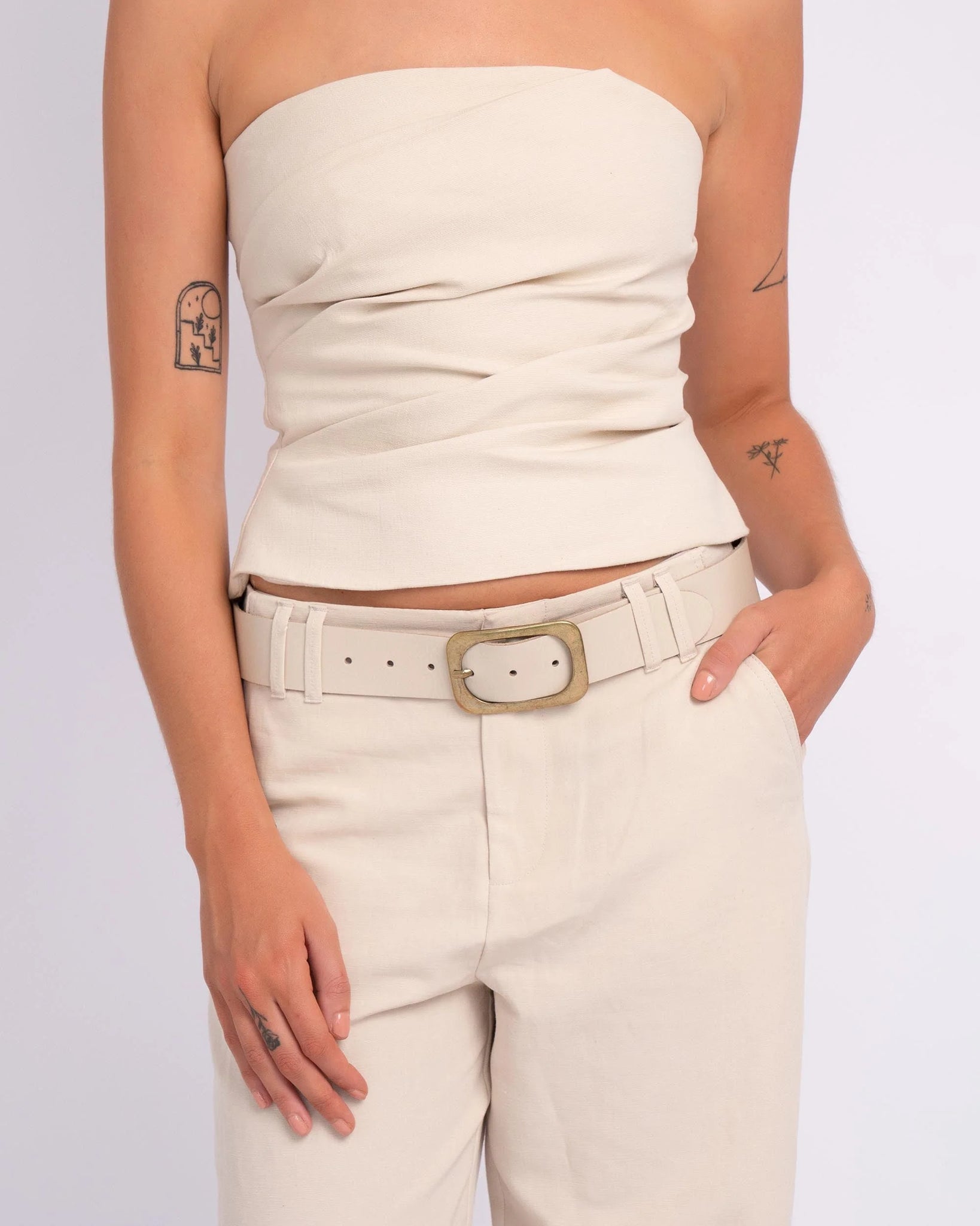 The Jodi | Statement Buckle Classic Leather Belt