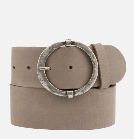 The Lean | Luxe Leather Belt With Round Vintage Buckle