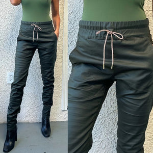 The Shely Green Vegan w/Rose Gold Tie