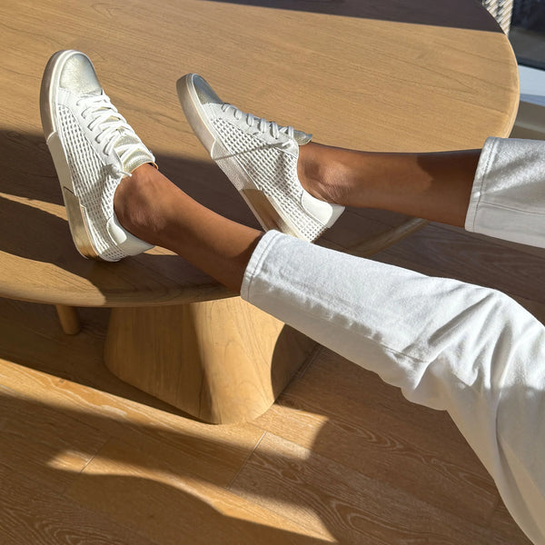 The Zina Sneakers Bone Gold Woven