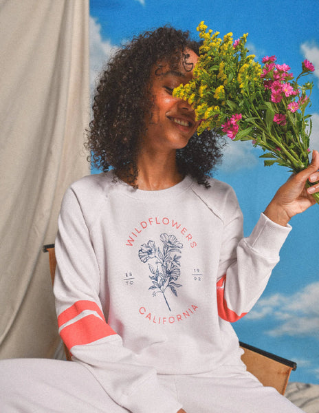 The Raglan Sweatshirt Wildflowers