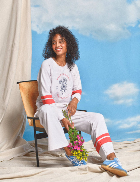 The Raglan Sweatshirt Wildflowers