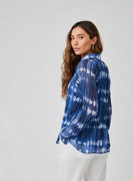 The Pleated Raglan Sleeve Shirt