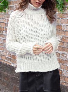 The Tara Rails T Neck Pure Snow