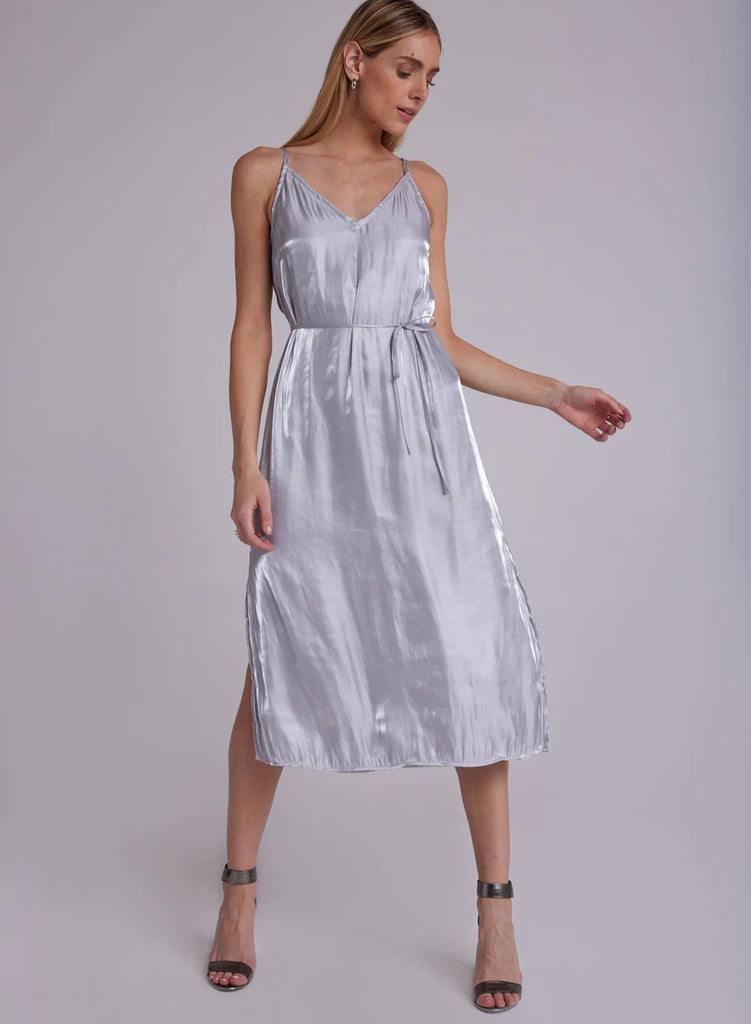 liquid silver dress Colla Voce in Liquid Silver Plus Romantic Cocktail Outfit that will make you feel and look amazing on every party Liquid Pewter Long Sleeveless Sculpt